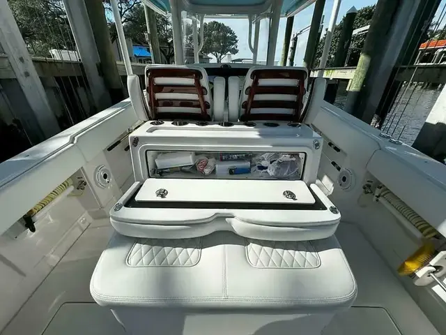 Jupiter Boats 38