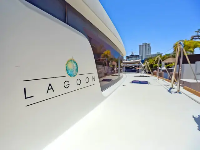 Lagoon 39