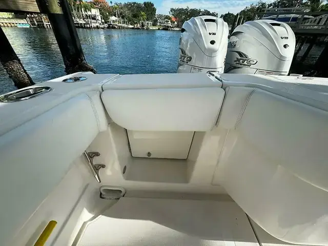 Jupiter Boats 38