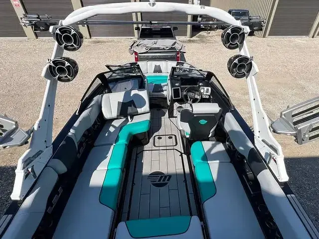 Malibu Wakesetter 23 MXZ