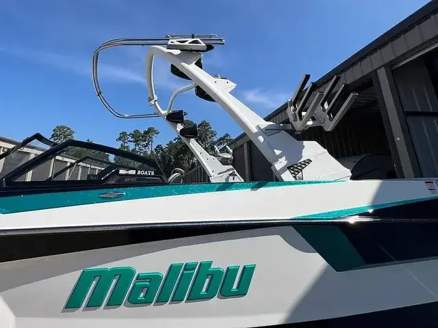 Malibu Wakesetter 23 MXZ