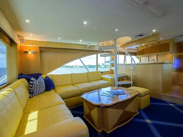 Ocean Yachts Enclosed Bridge Super Sport