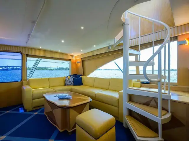 Ocean Yachts Enclosed Bridge Super Sport