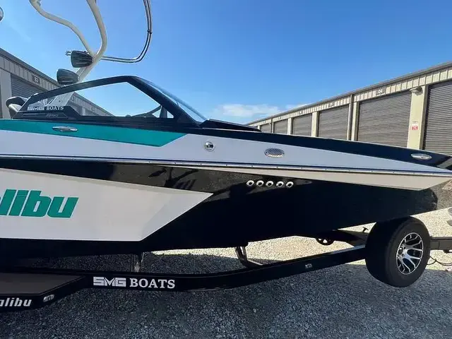 Malibu Wakesetter 23 MXZ