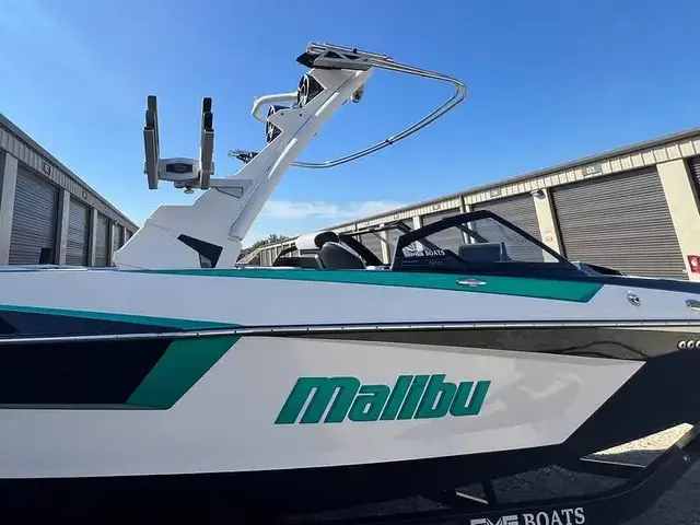 Malibu Wakesetter 23 MXZ