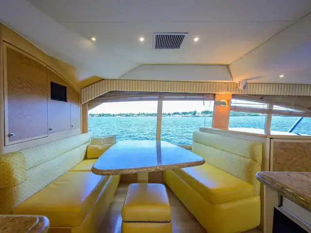 Ocean Yachts Enclosed Bridge Super Sport