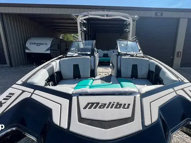 Malibu Wakesetter 23 MXZ