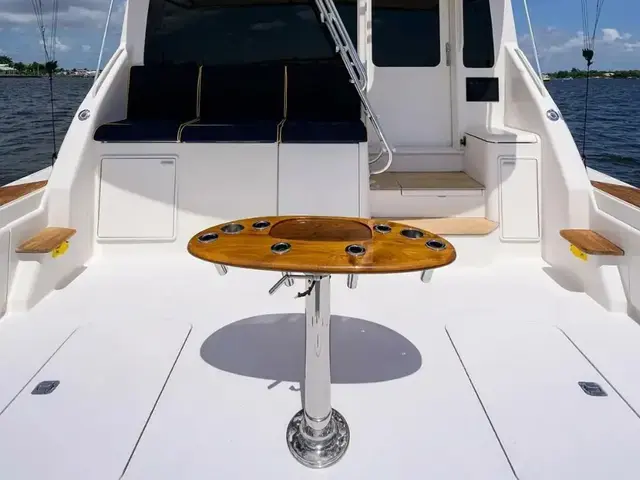 Ocean Yachts Enclosed Bridge Super Sport