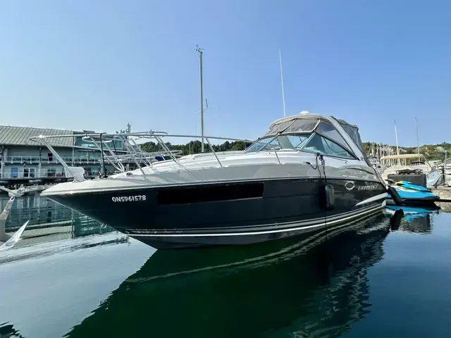 Monterey 295 Sport Yacht