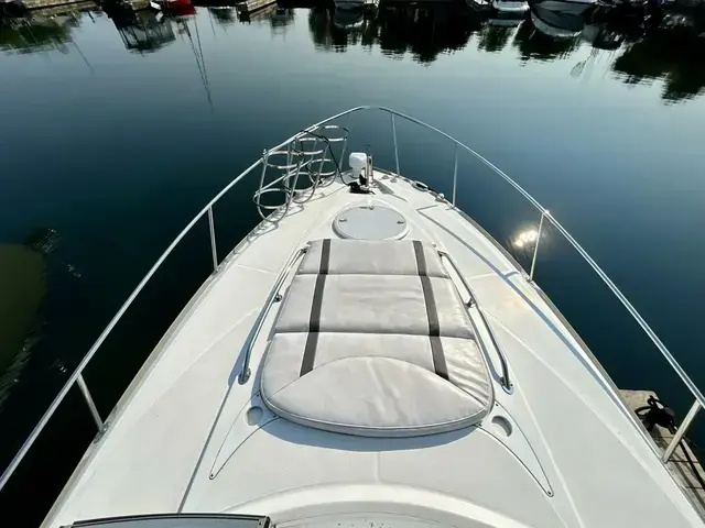 Monterey 295 Sport Yacht