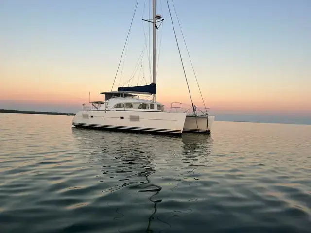 Lagoon 380