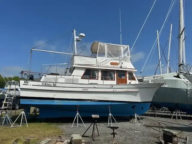 Albin Boats Double Cabin Trawler 36