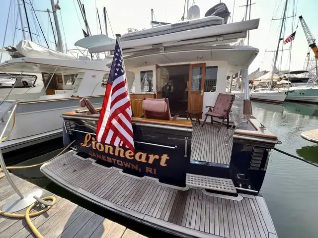 Tollycraft Pilothouse Motoryacht