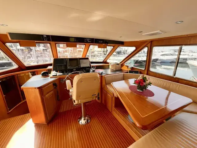 Tollycraft Pilothouse Motoryacht