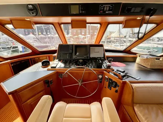 Tollycraft Pilothouse Motoryacht