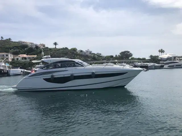 Princess V40 Open