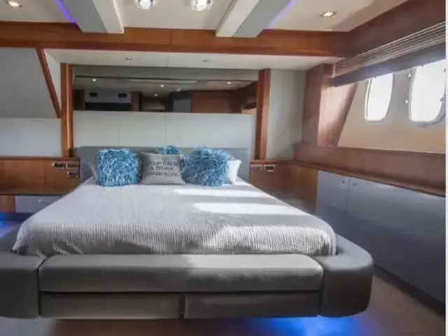 Sunseeker 86 Fly-Bridge