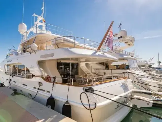 Benetti Tradition 100