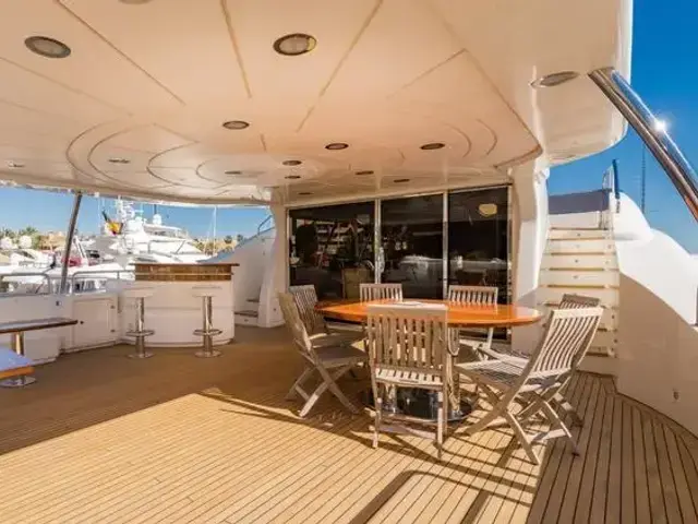 Benetti Tradition 100