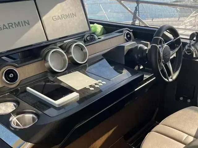 Sunseeker 65 SPORT YACHT