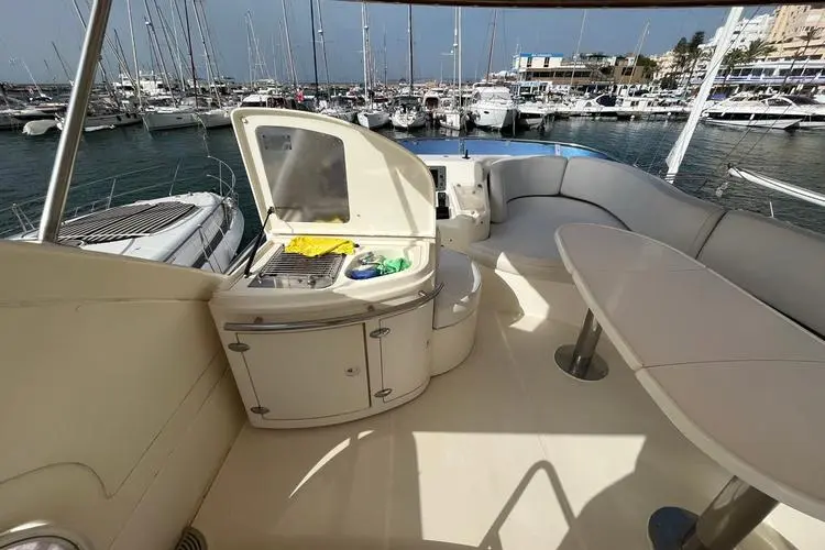 2006 Azimut 50 flybridge