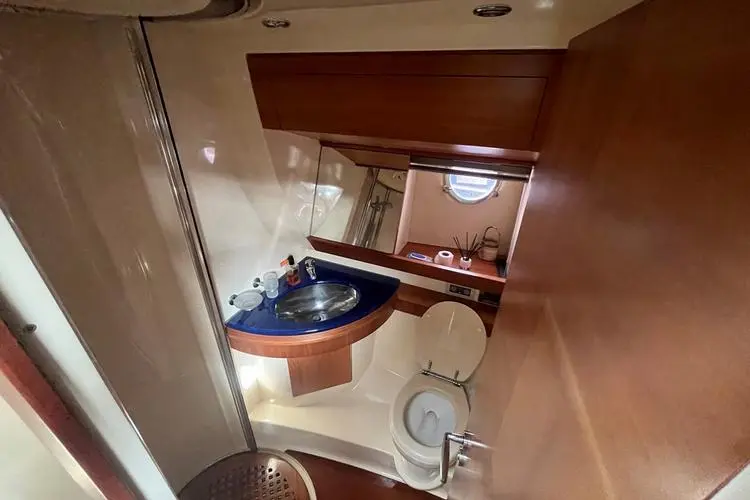 2006 Azimut 50 flybridge