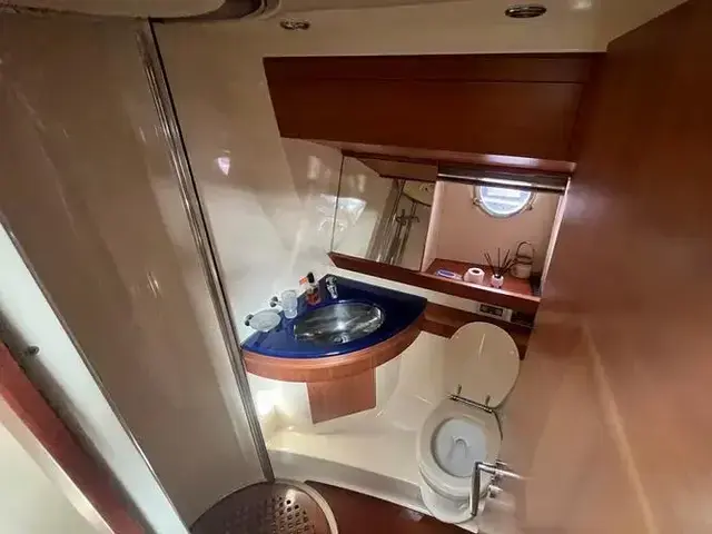 Azimut 50 fly