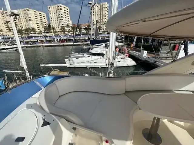 Azimut 50 fly