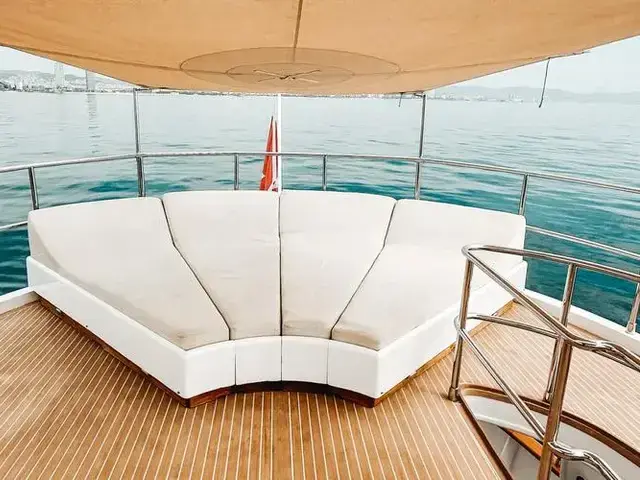 Benetti 82 SAIL DIVISION