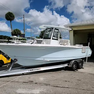 2022 Sea Hunt Boats Gamefish 27