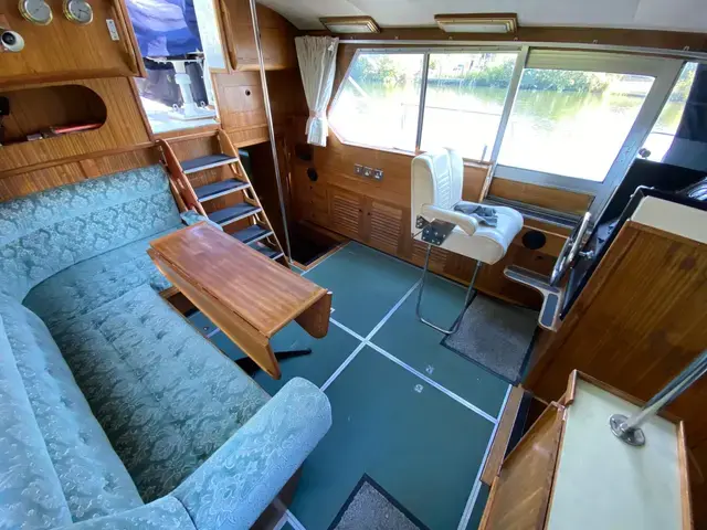 Broom 35 European