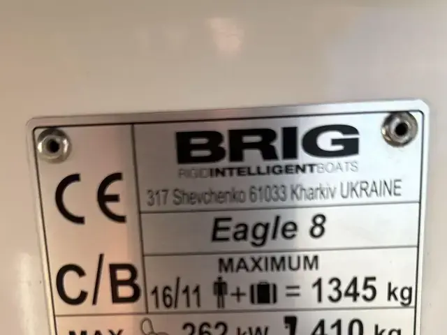 Brig Eagle 8