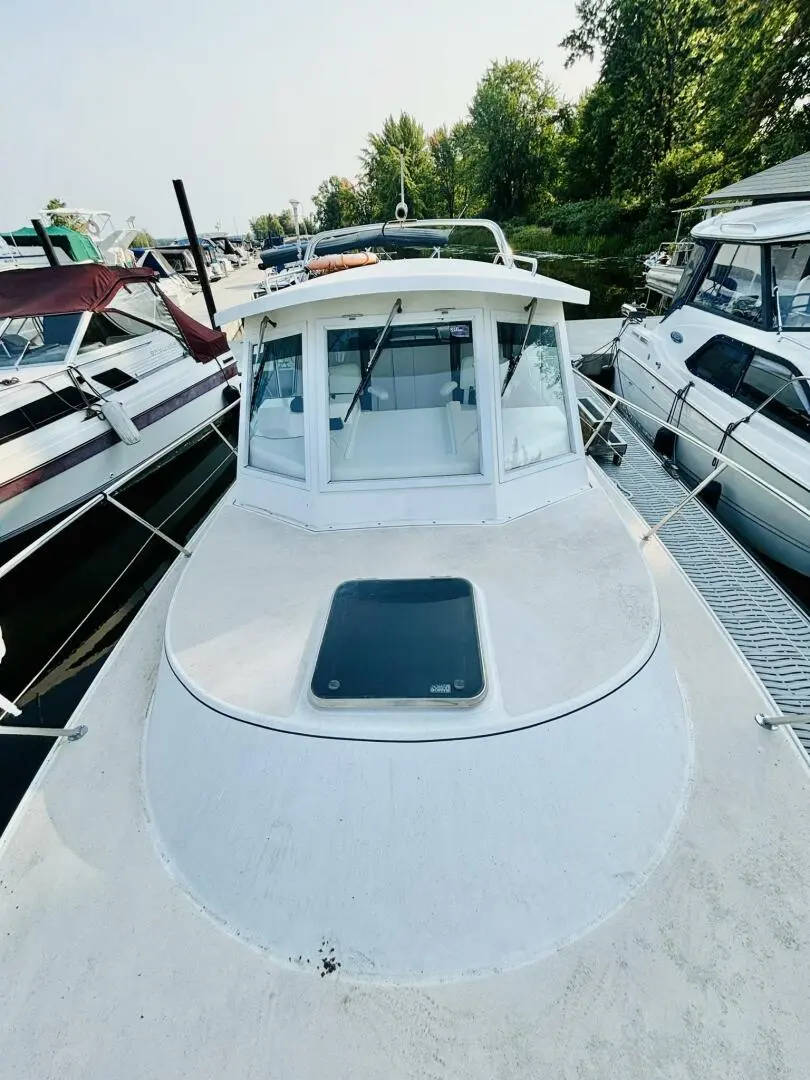 2004 Albin 30 family cruiser