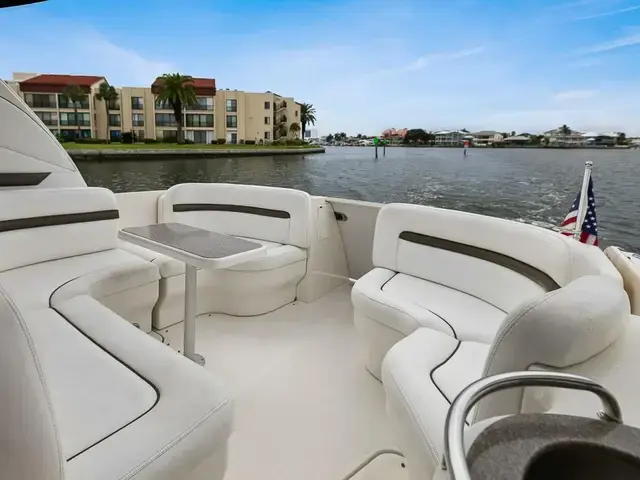 Sea Ray Sundancer 38