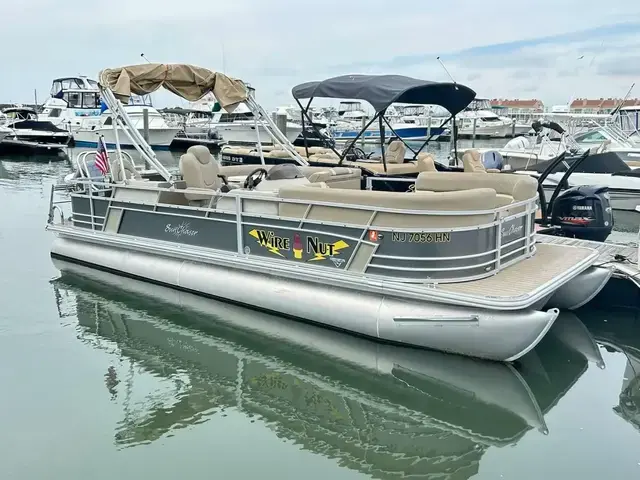 Sunchaser Boats 24