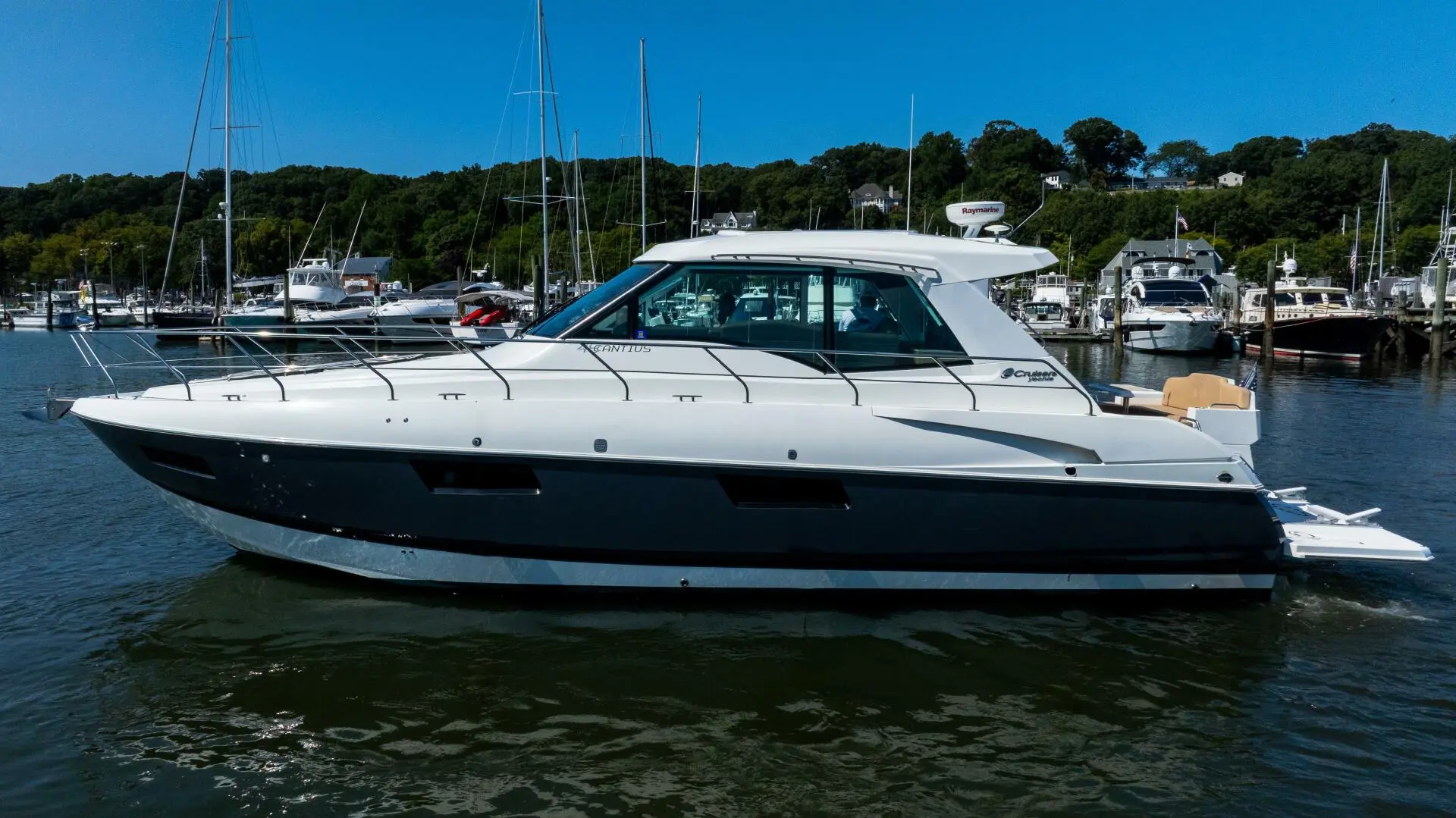 2013 Cruisers 48 cantius