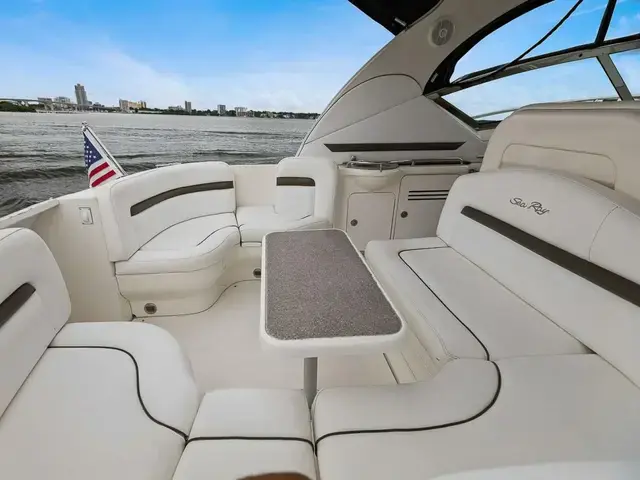 Sea Ray Sundancer 38