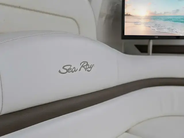 Sea Ray Sundancer 38