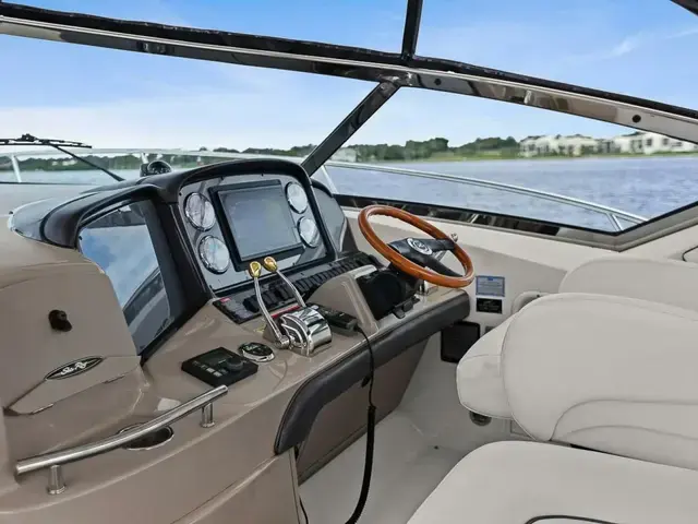 Sea Ray Sundancer 38