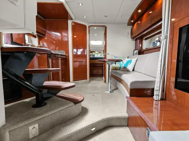 Sea Ray Sundancer 38