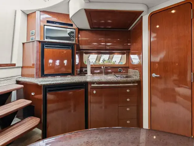 Sea Ray Sundancer 38