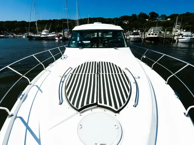 Cruisers Yachts 48 Cantius