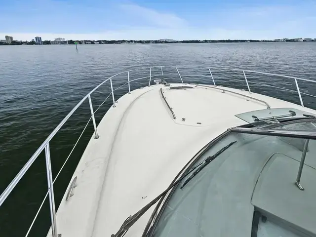 Sea Ray Sundancer 38