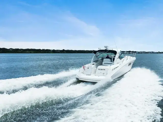 Sea Ray Sundancer 38