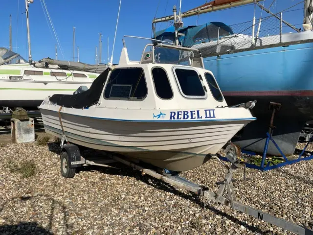 1986 Yamaha 16 fishing boat