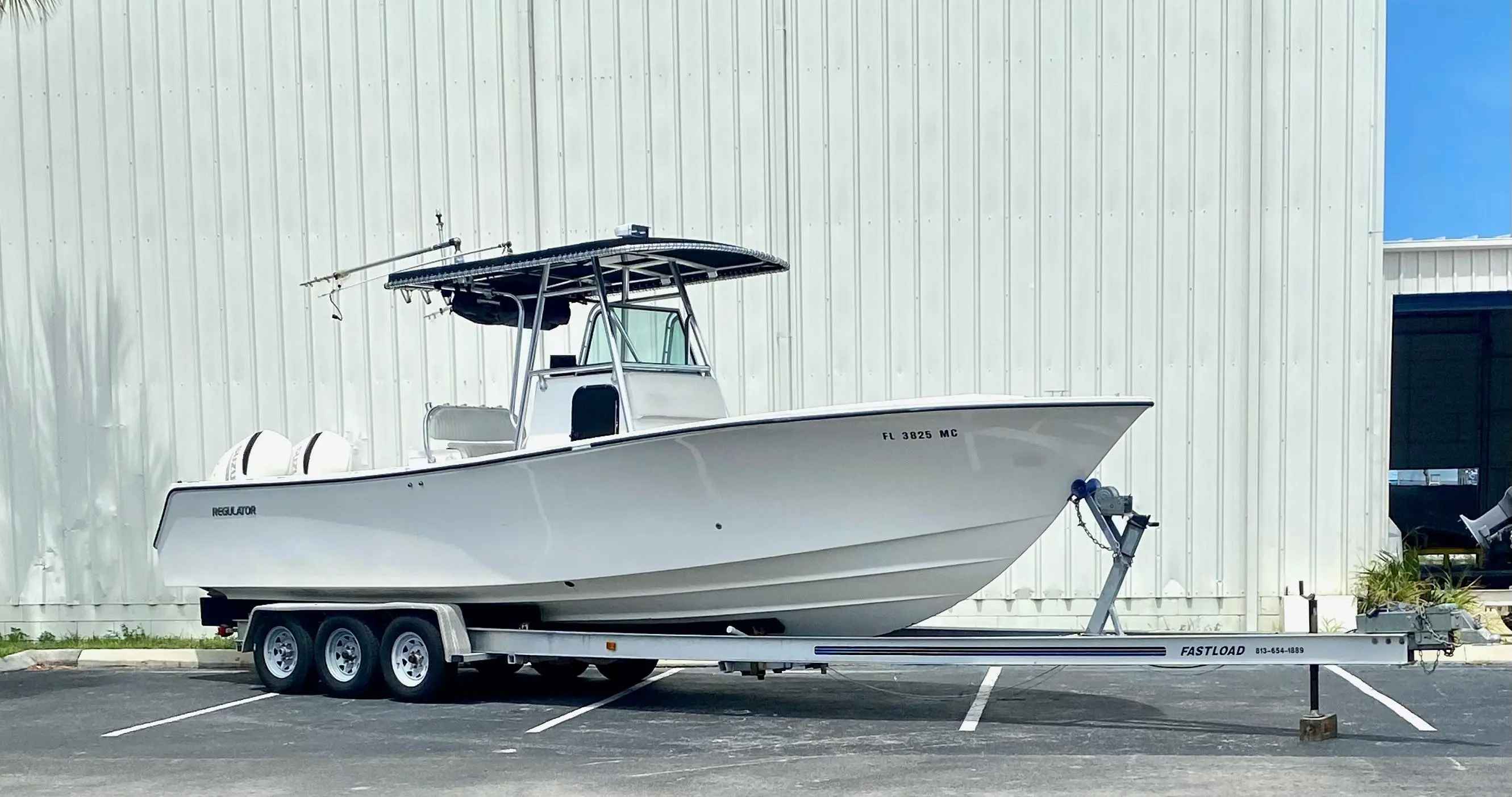 2001 Regulator 32 fs open