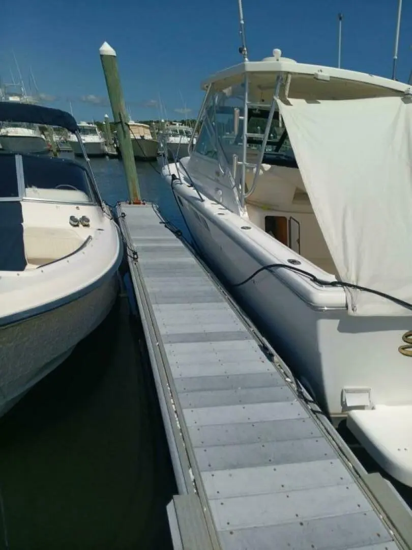 2004 Tiara 3100 open