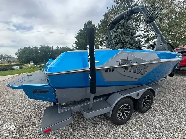 Axis Boats T22