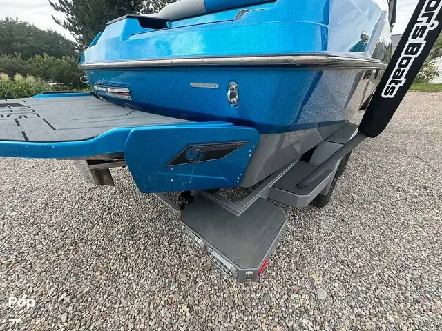 Axis Boats T22