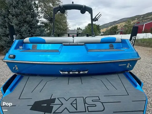 Axis Boats T22